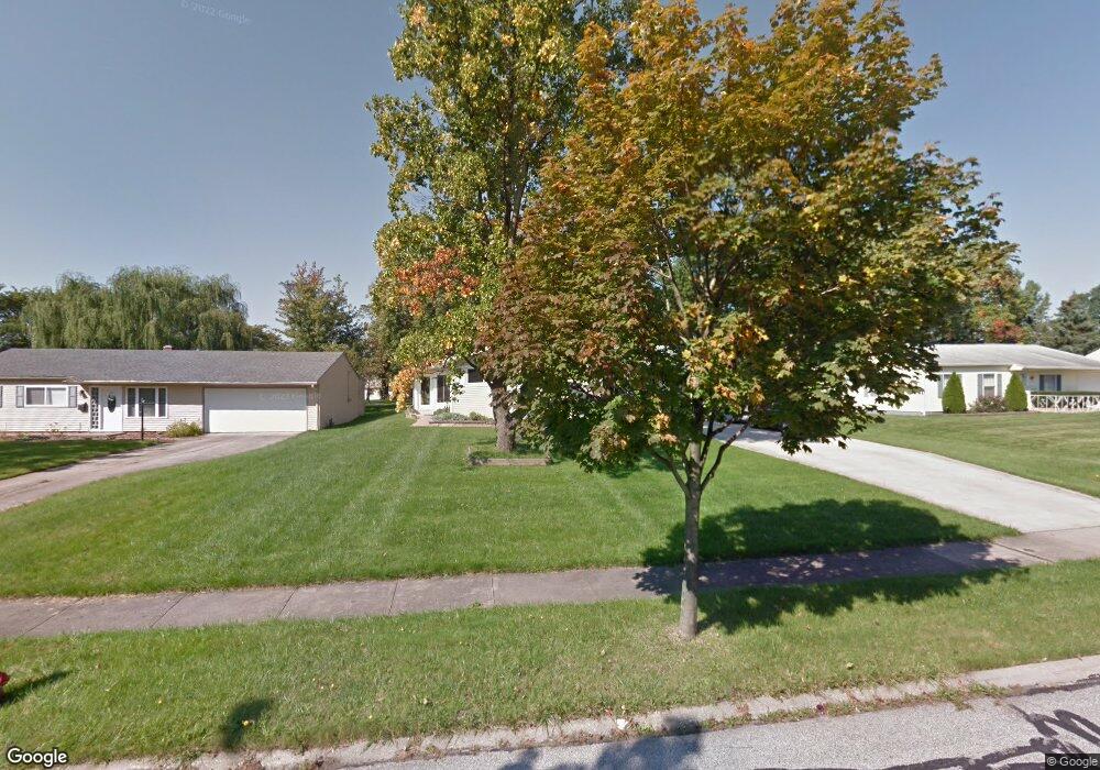 5464 Fenlake Rd, Bedford, OH 44146 - photo 1