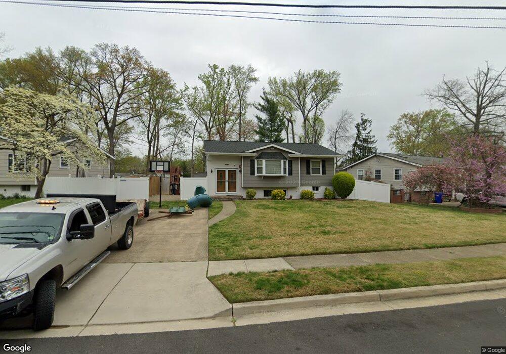 7606 Devries Dr, Lorton, VA 22079 - photo 1