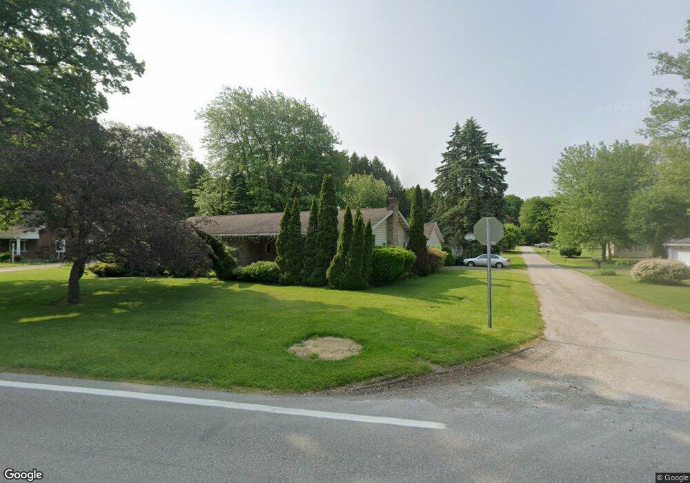 4240 Lake Rd, Conneaut, OH 44030 - photo 1