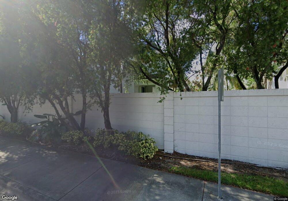 21233 NE 33rd Ave, Miami, FL 33180 - photo 1