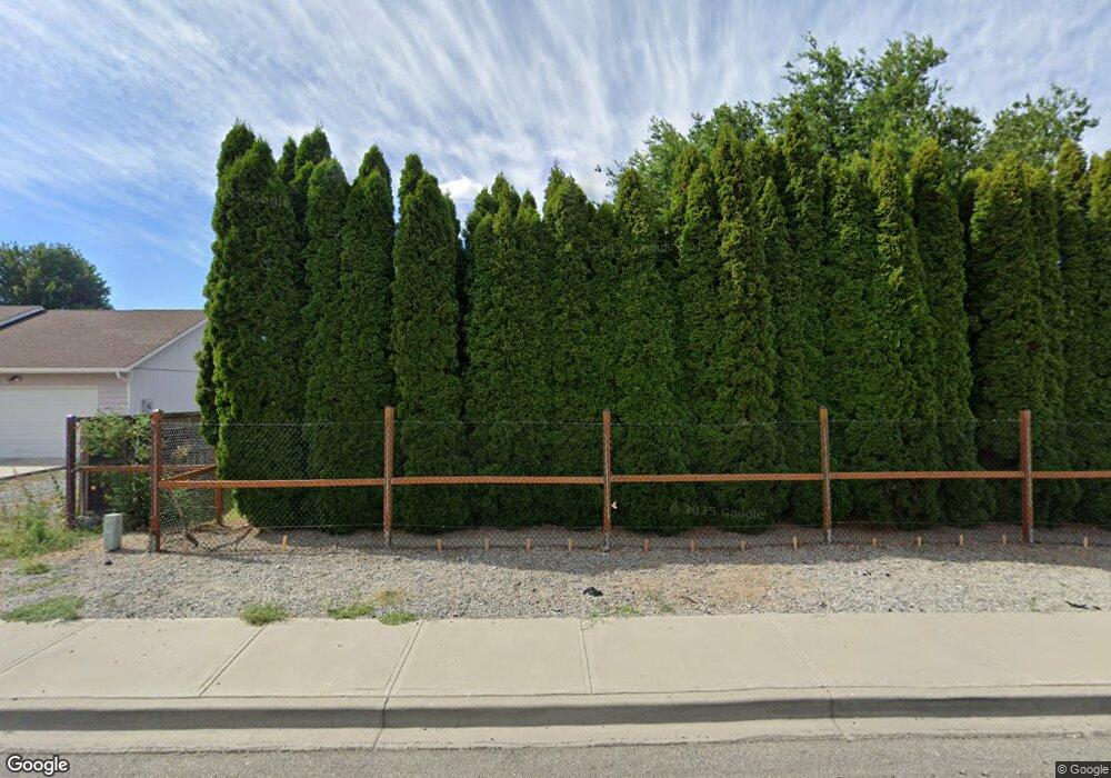 2392 4th St NE, East Wenatchee, WA 98802 - photo 1