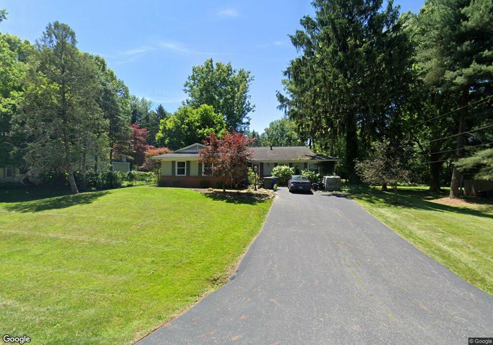 5675 Concord Hill Dr, Columbus, OH 43213 - photo 1