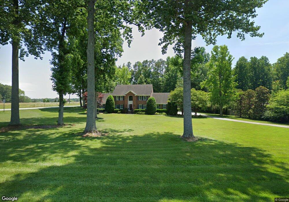 402 Holyoke Rd, Greensboro, NC 27406 - photo 1