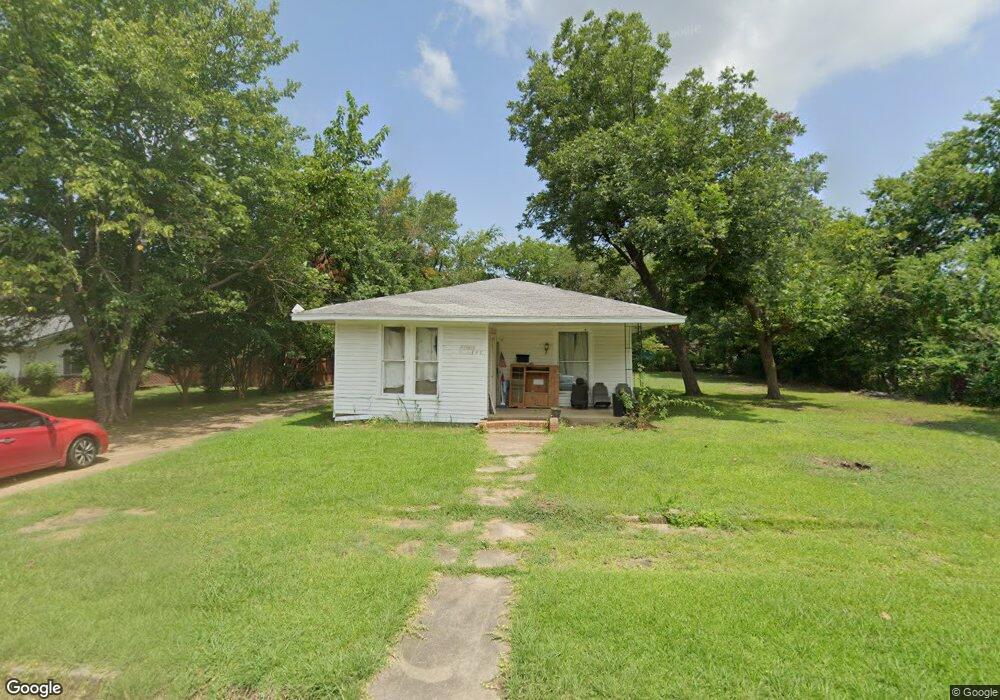 707 E Jefferson St, Hugo, OK 74743 - photo 1