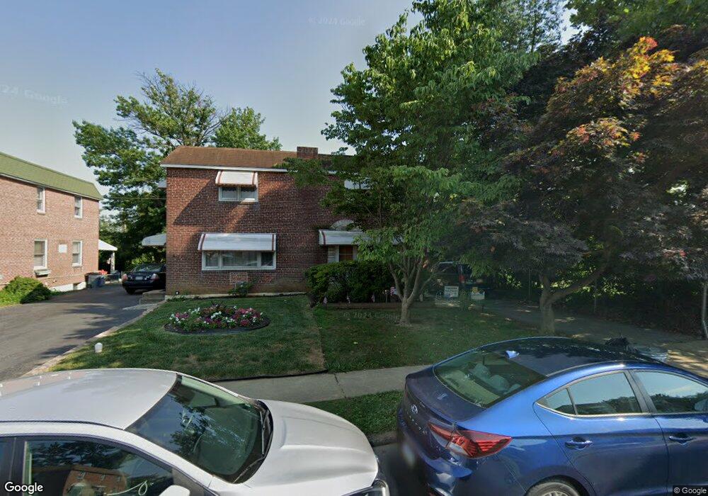 338 Holland St, Crum Lynne, PA 19022 - photo 1