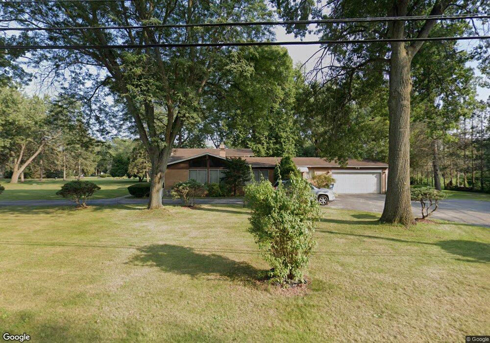 5310 Longmeadow Rd unit Bldg-Unit, Bloomfield Hills, MI 48304 - photo 1