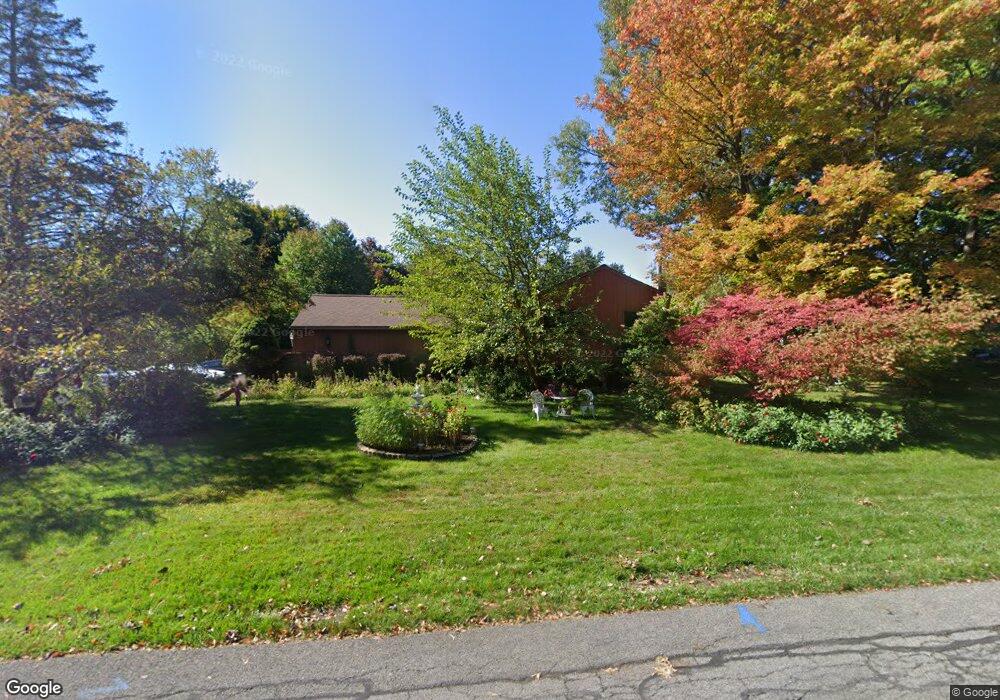 27 Sussex Way, Schenectady, NY 12309 - photo 1