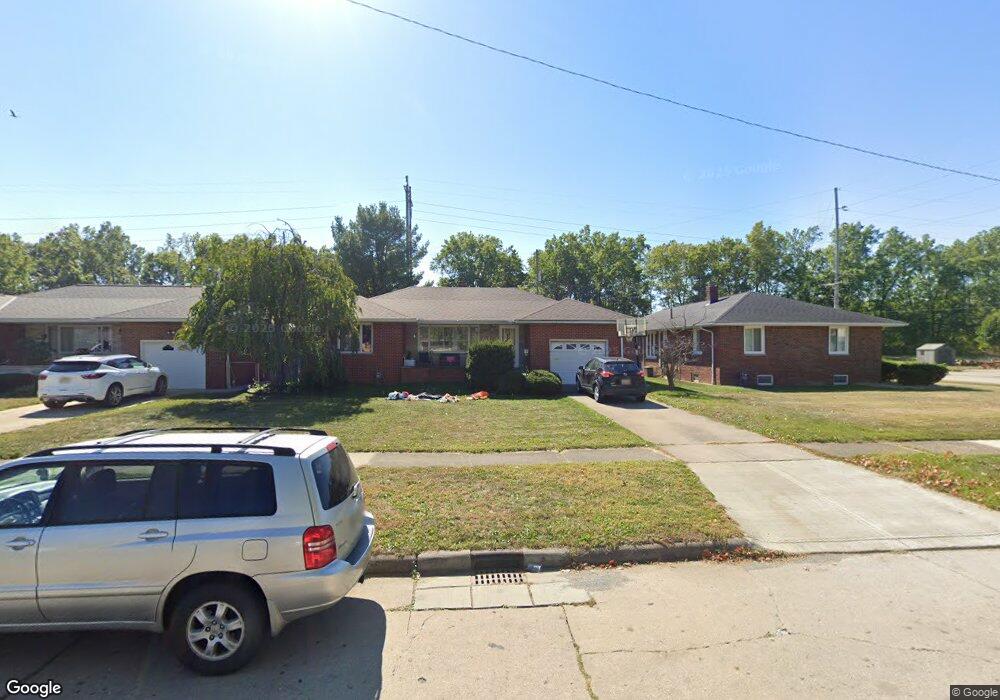 2506 E 35th St, Lorain, OH 44055 - photo 1