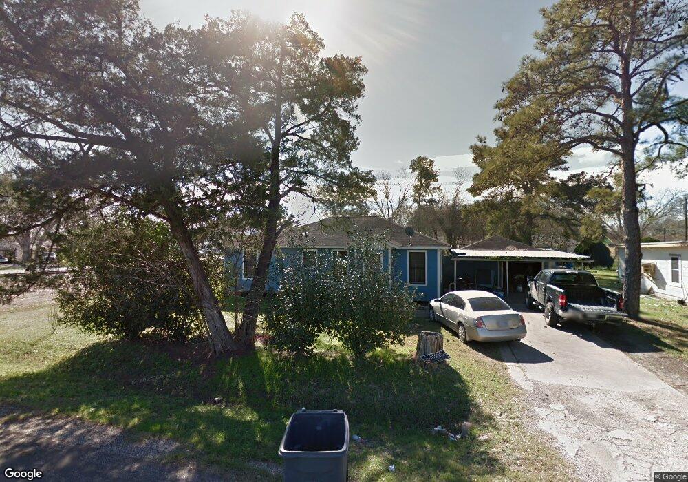 2020 Ross St, Bay City, TX 77414 - photo 1