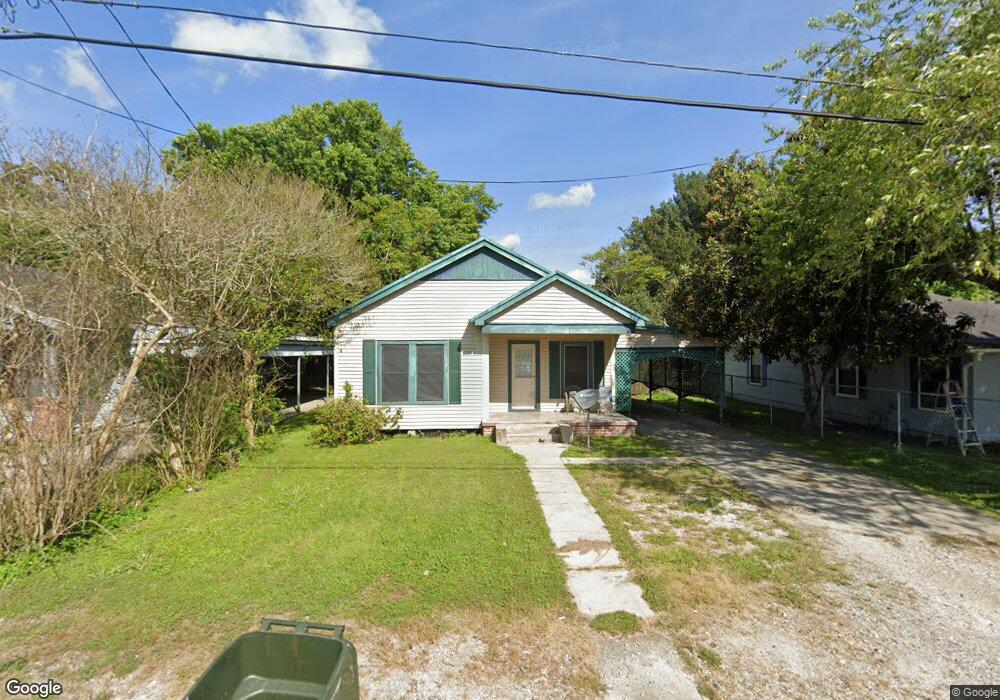 1226 Weeks St, New Iberia, LA 70560 - photo 1