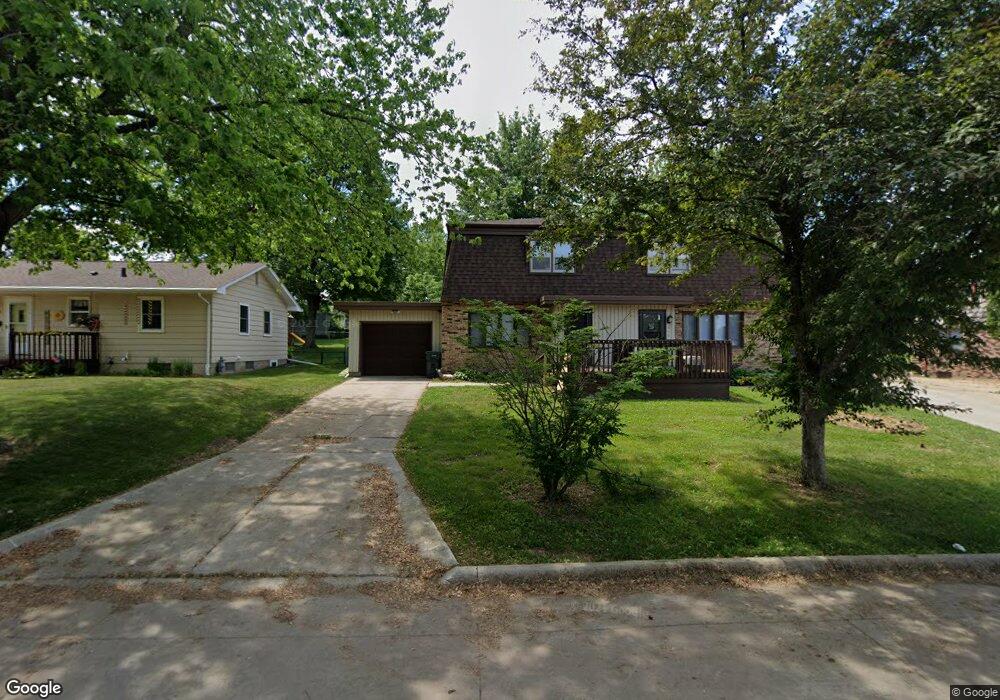 1604 W 6th St unit 1606, Cedar Falls, IA 50613 - photo 1