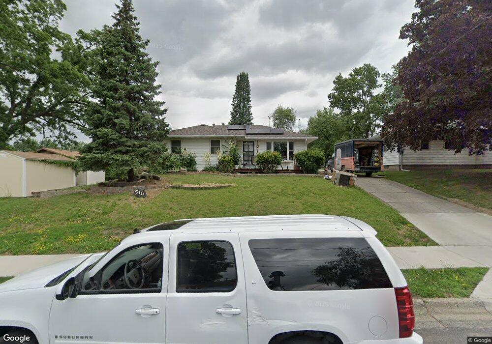 516 E Broad St, Des Moines, IA 50315 - photo 1