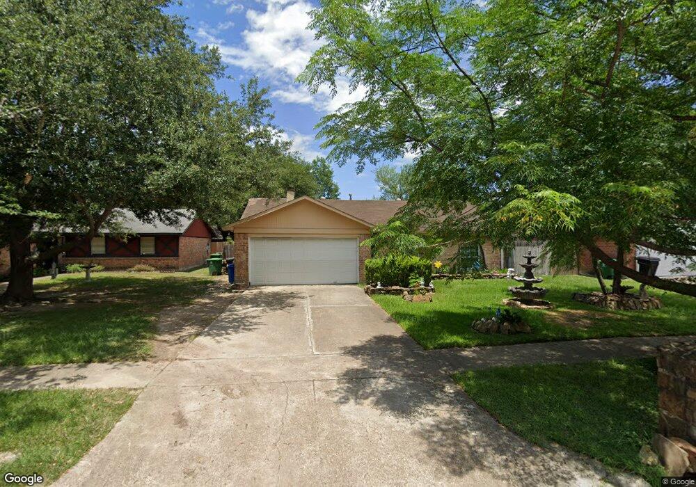 3610 Pine Ridge Ln, Houston, TX 77088 - photo 1