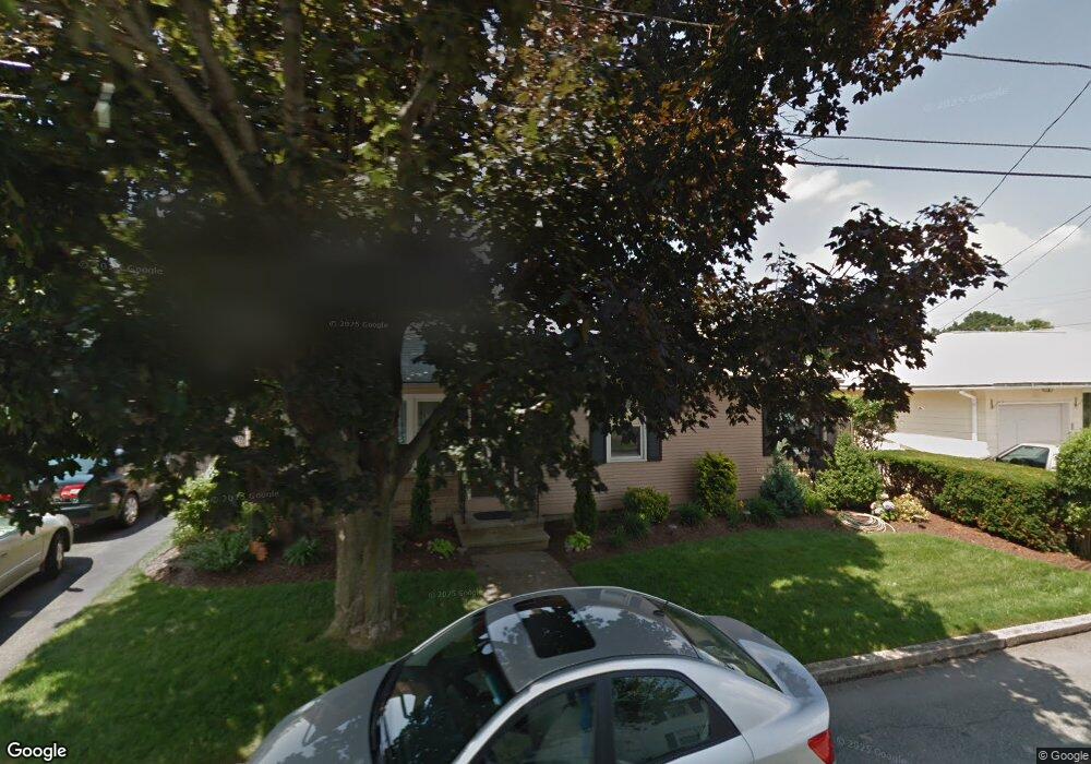 15 Carlisle St, Cranston, RI 02920 - photo 1