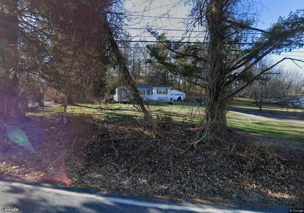 511 Antietam Rd, Reading, PA 19606 - photo 1