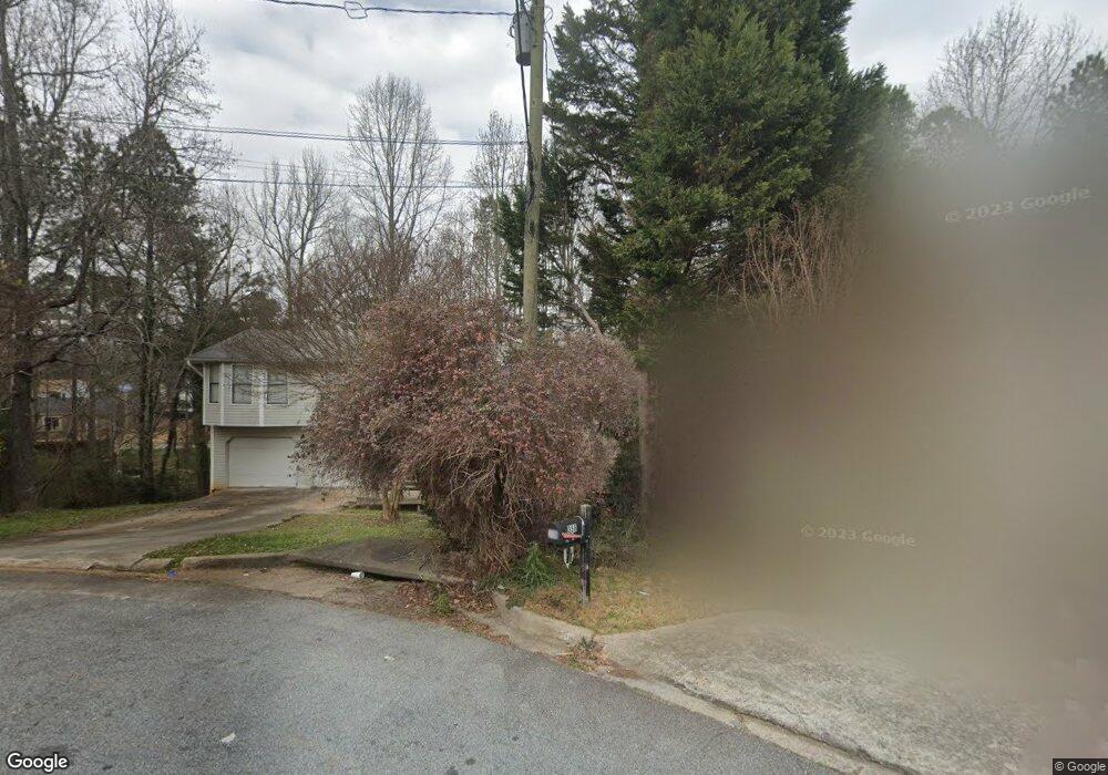 348 Oconee Ln, Lawrenceville, GA 30043 - photo 1