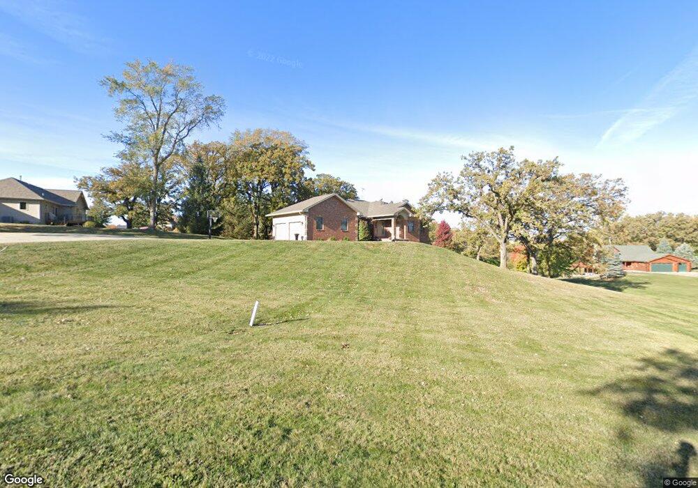 944 Meadow Brook Ave, Newton, IA 50208 - photo 1