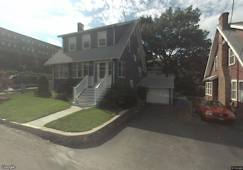 29 Fessenden Rd, Arlington, MA 02476 - photo 1