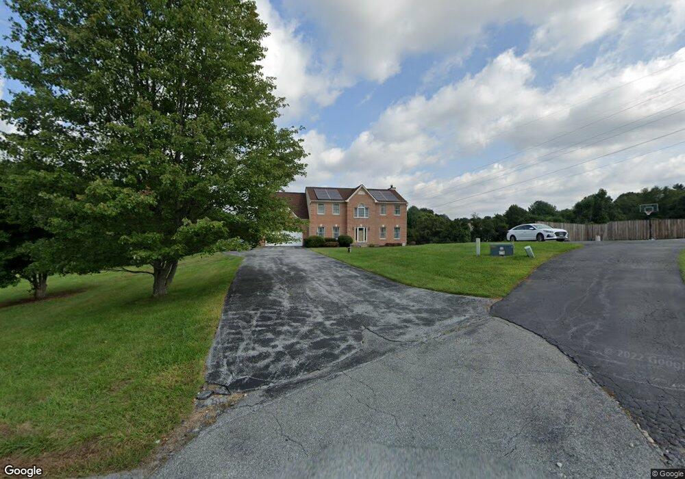 10 Deep Powder Ct, Woodstock, MD 21163 - photo 1