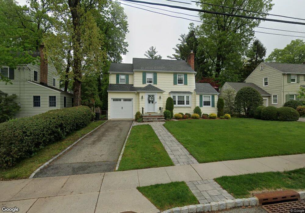 28 Valhalla Way, Verona, NJ 07044 - photo 1