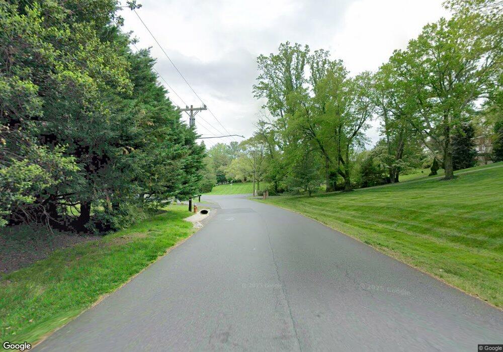 1438 Malbrook Dr, Falls Church, VA 22044 - photo 1