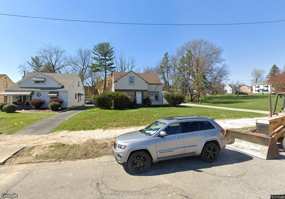 19205 Maple Heights Blvd, Maple Heights, OH 44137 - photo 1