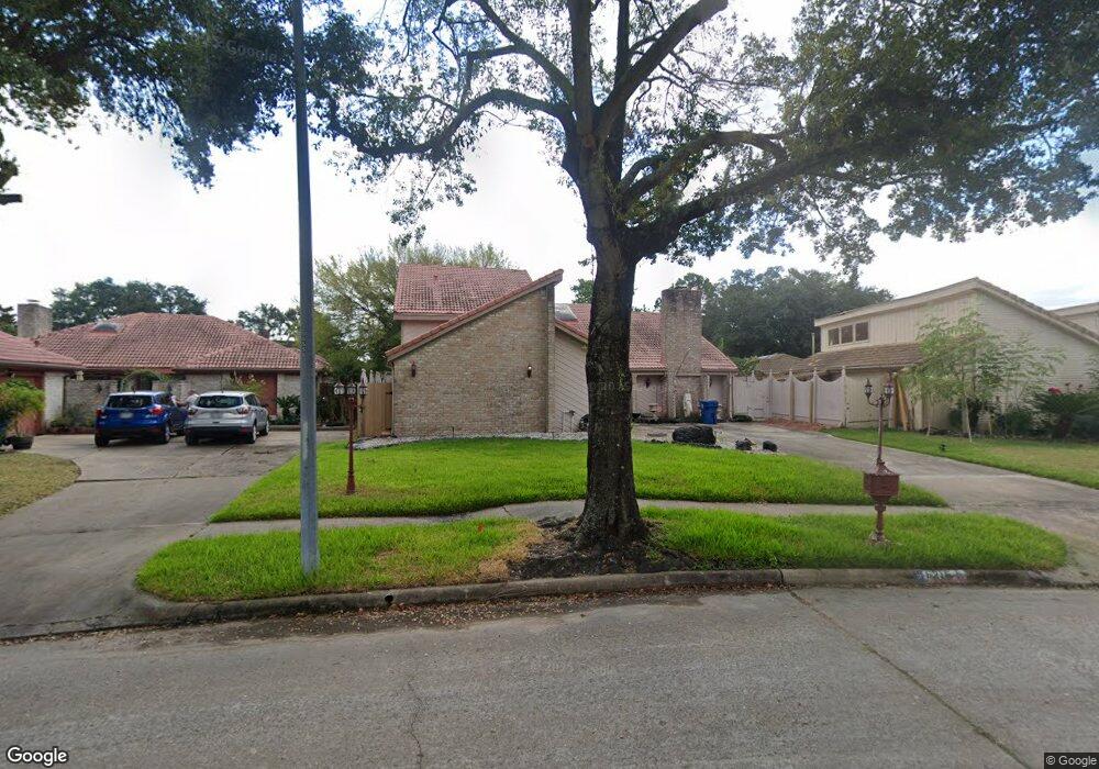 6215 Ogden Forest Dr, Houston, TX 77088 - photo 1