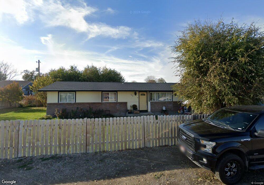 620 N 5th St W, Homedale, ID 83628 - photo 1