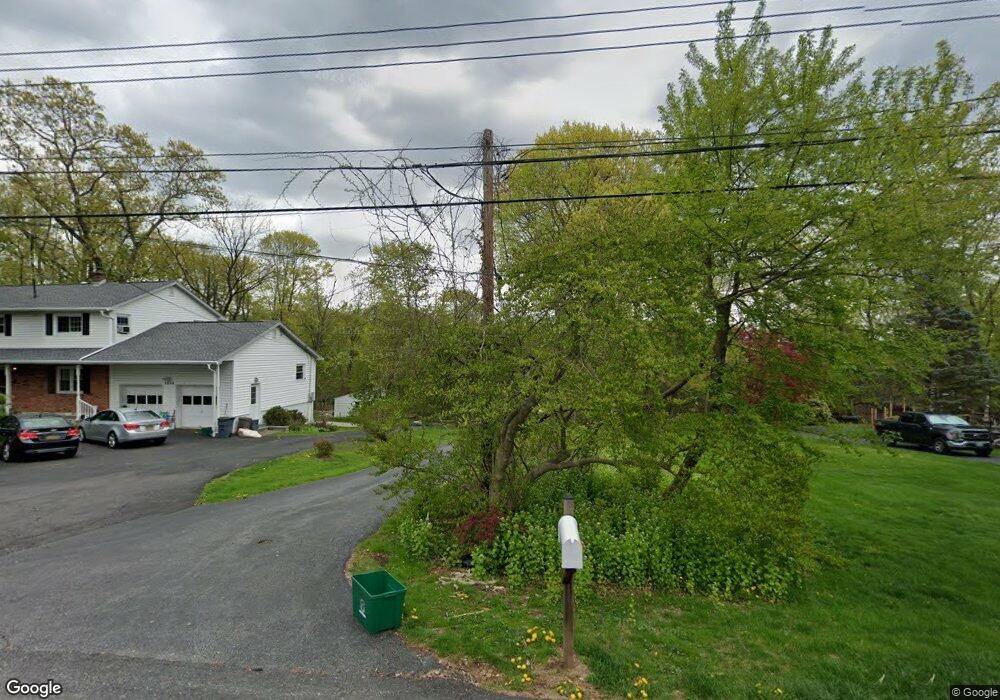 2934 Mead St, Yorktown Heights, NY 10598 - photo 1