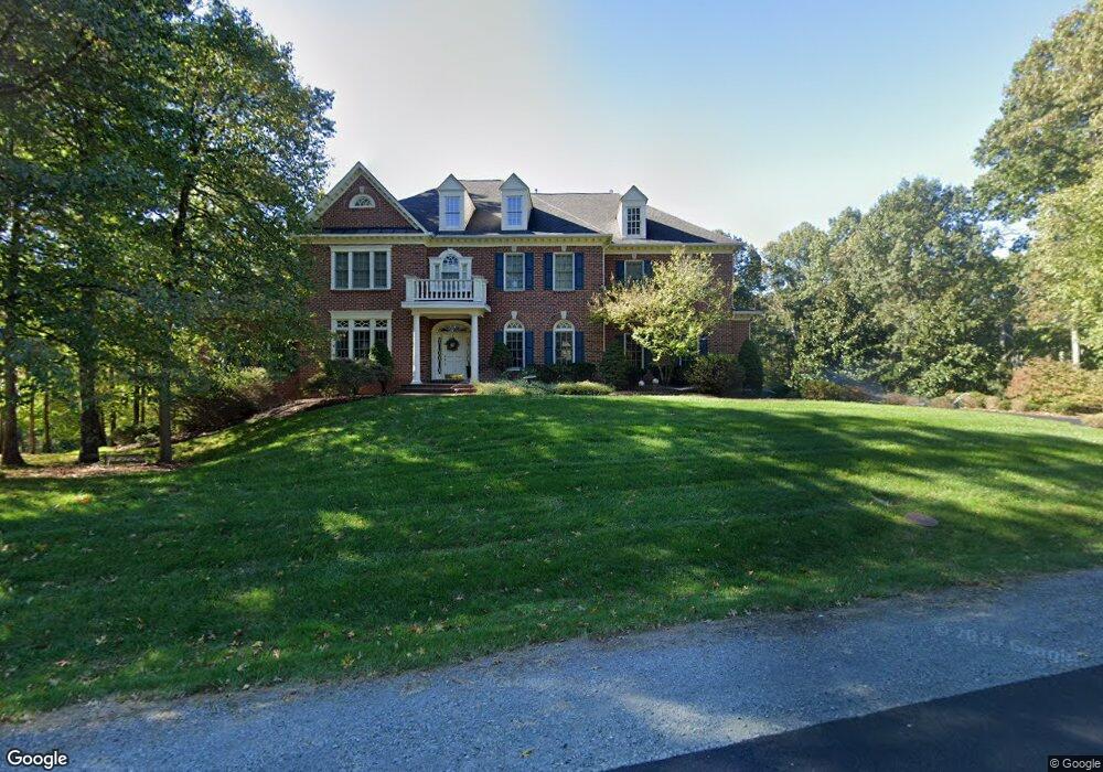 2534 Donns Way, Oakton, VA 22124 - photo 1