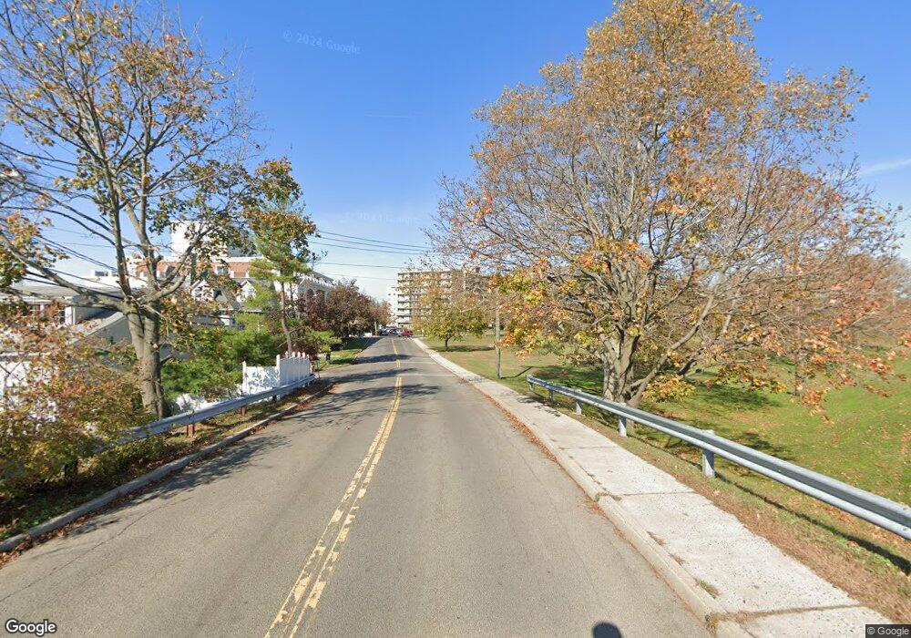 3 Seaview Ave unit 2nd f, Stamford, CT 06902 - photo 1