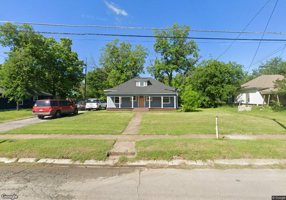 407 N Douglas Ave, Cleburne, TX 76033 - photo 1