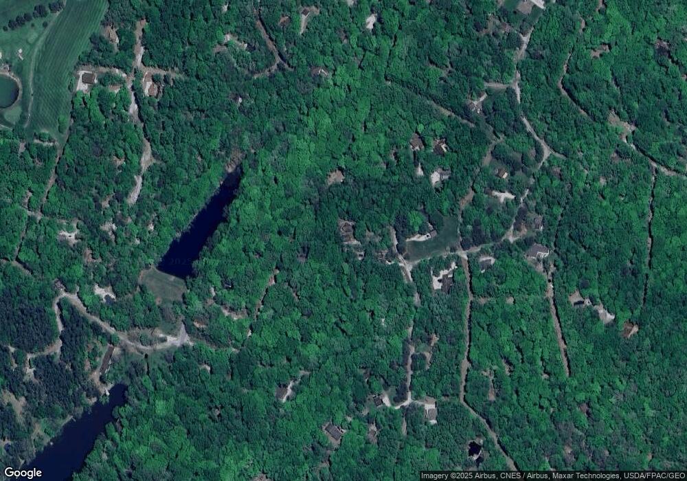 52 Cherokee Ct unit B, Sugar Grove, OH 43155 - photo 1