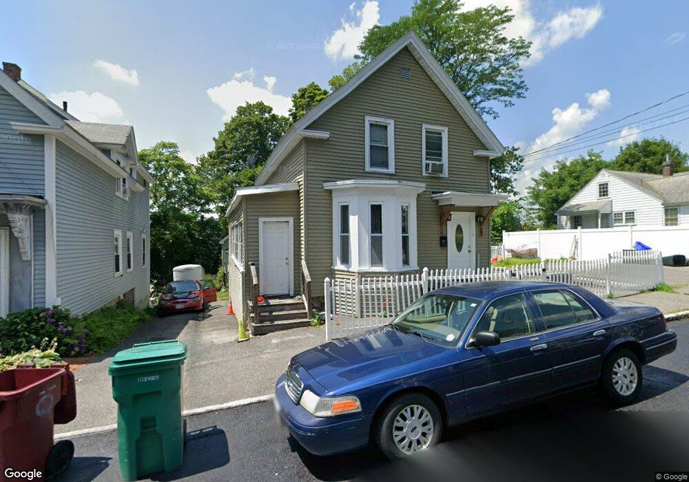 112 Beech St, Lowell, MA 01850 - photo 1
