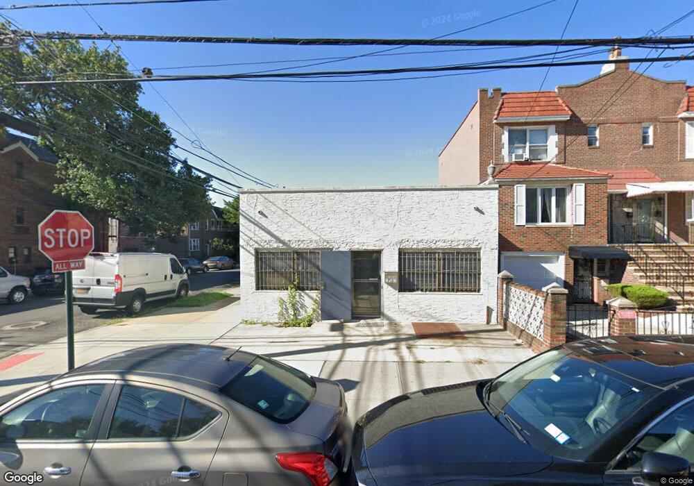 4720 28th Ave, Long Island City, NY 11103 - photo 1