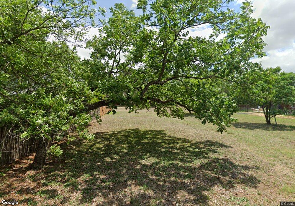 502 E Creek St unit RRDR, Fredericksburg, TX 78624 - photo 1