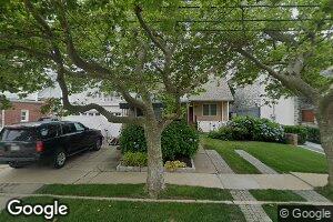 120 Lynbrook Ave, Point Lookout, NY 11569