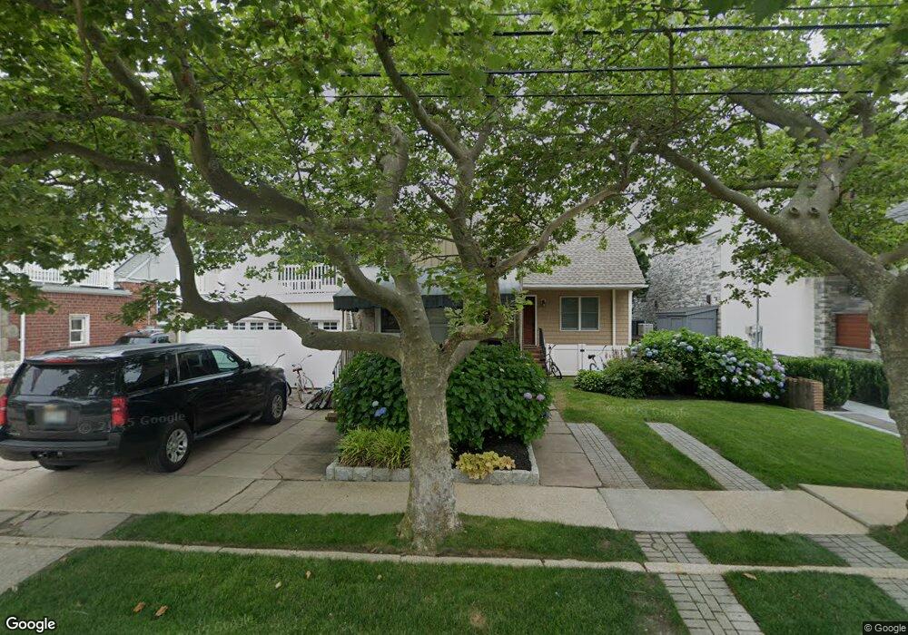 120 Lynbrook Ave, Point Lookout, NY 11569 - photo 1