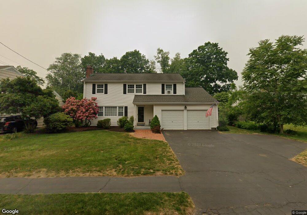 2037 Mill Plain Rd, Fairfield, CT 06824 - photo 1