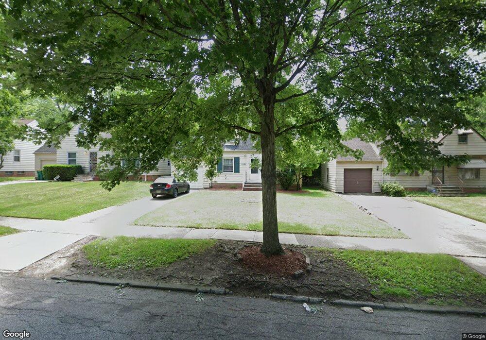 17402 Maple Heights Blvd, Maple Heights, OH 44137 - photo 1