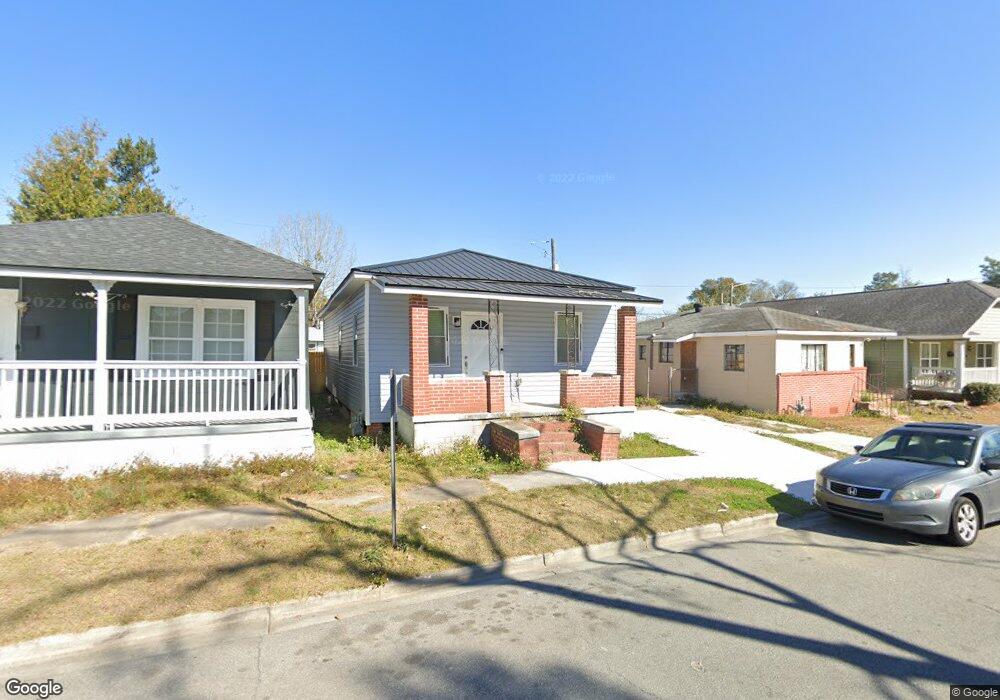 1230 E Waldburg St, Savannah, GA 31404 - photo 1