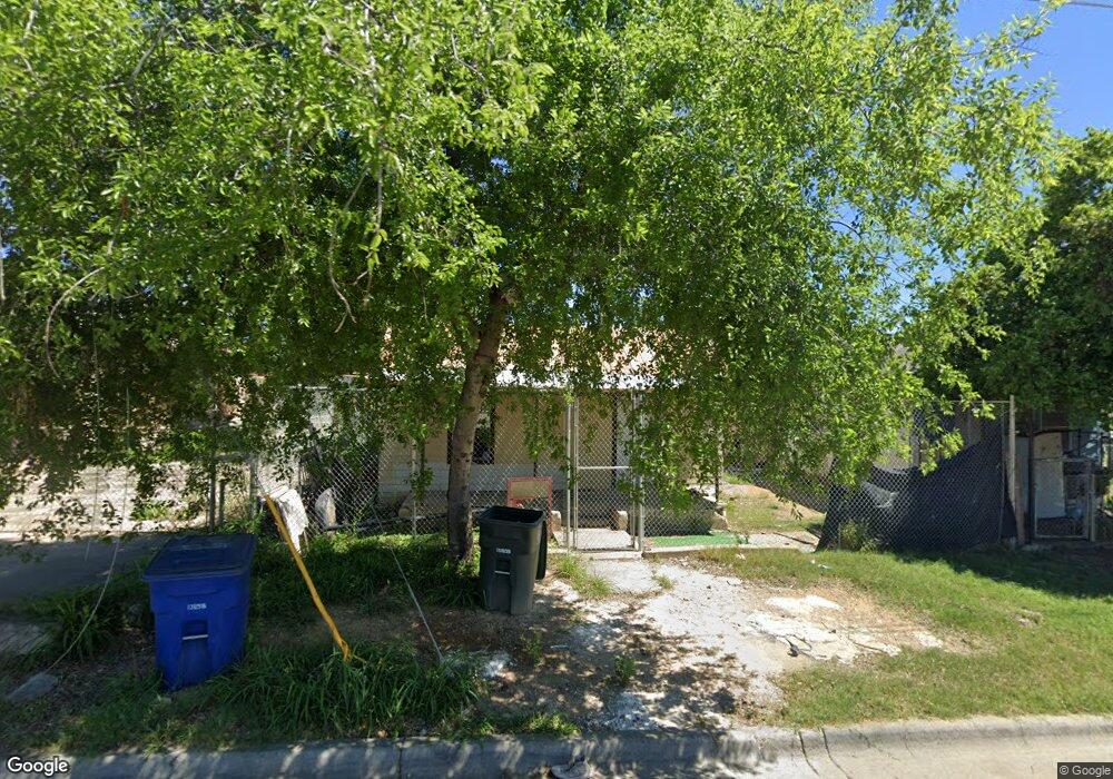 1901 Maryland Ave, Laredo, TX 78040 - photo 1