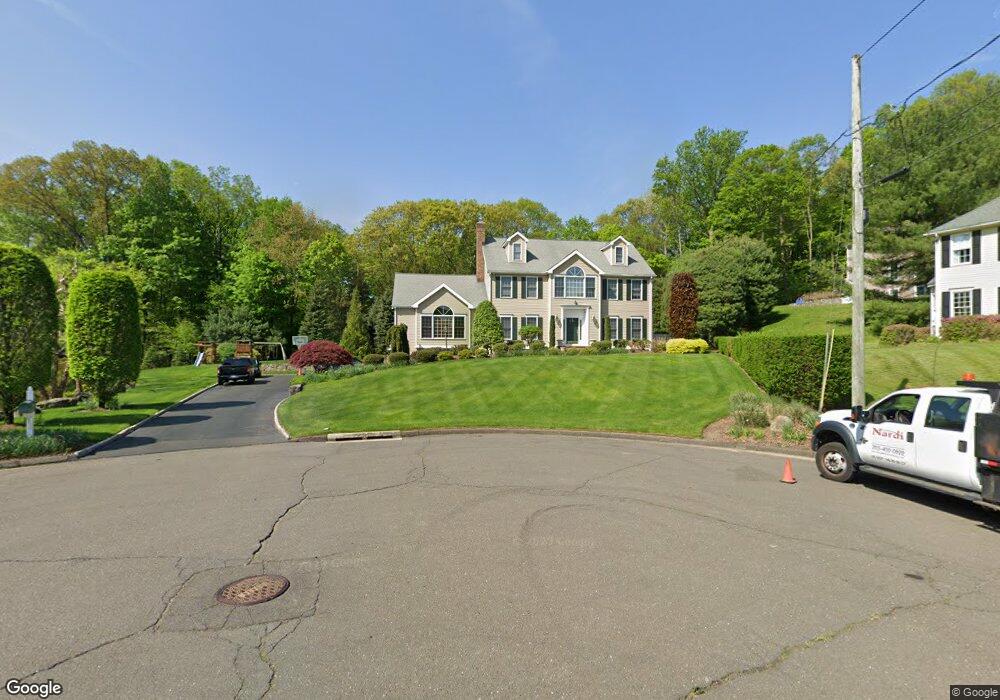 136 Meadowview Dr, Trumbull, CT 06611 - photo 1