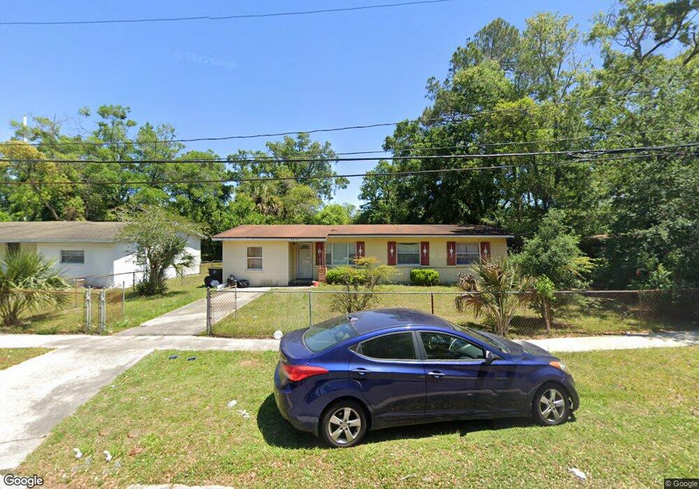 5231 Redstone Dr, Jacksonville, FL 32210 - photo 1