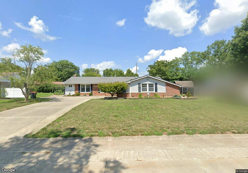1402 Audubon Dr, Columbus, IN 47203 - photo 1