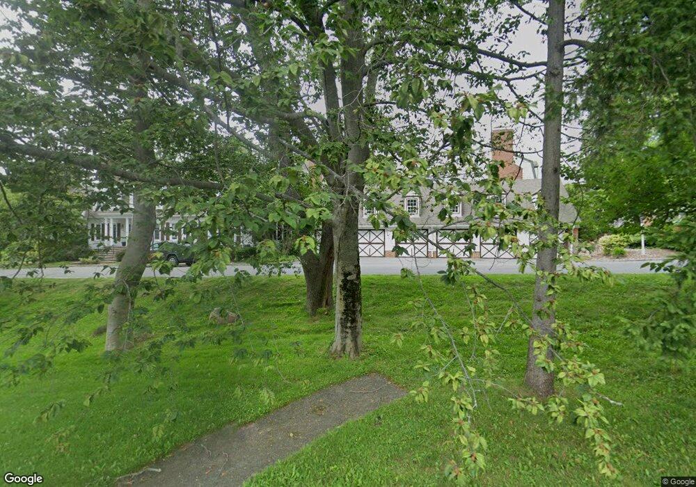 7 Duke of Gloucester, Manhasset, NY 11030 - photo 1