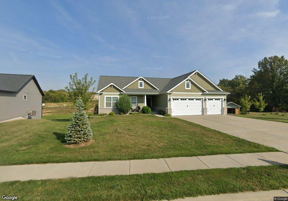 1812 Crimson Oak Dr, Maryville, IL 62062 - photo 1