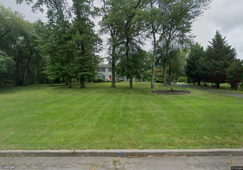 90 Gateway Blvd, Kendall Park, NJ 08824 - photo 1