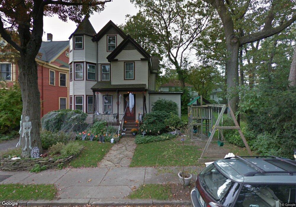 20 Albion Place, Newton Center, MA 02459 - photo 1