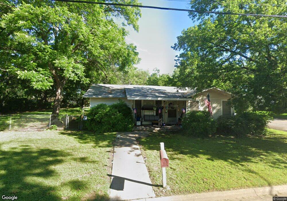 502 Euclid St, Cleburne, TX 76033 - photo 1